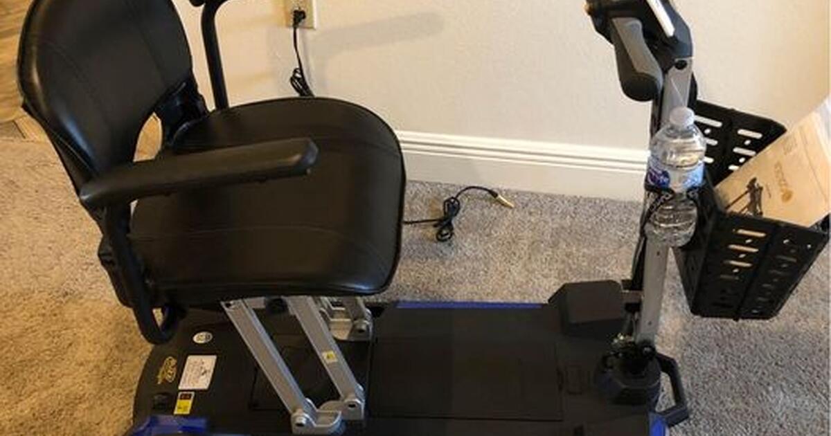 Mobility Scooter Buzzaround Carry On FoldFlat Scooter for 1000 in Baton Rouge, LA For Sale