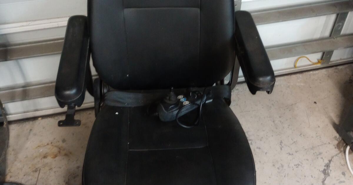 Nonworking Jazzy Electric Mobility Scooter Power Wheelchair Handicap