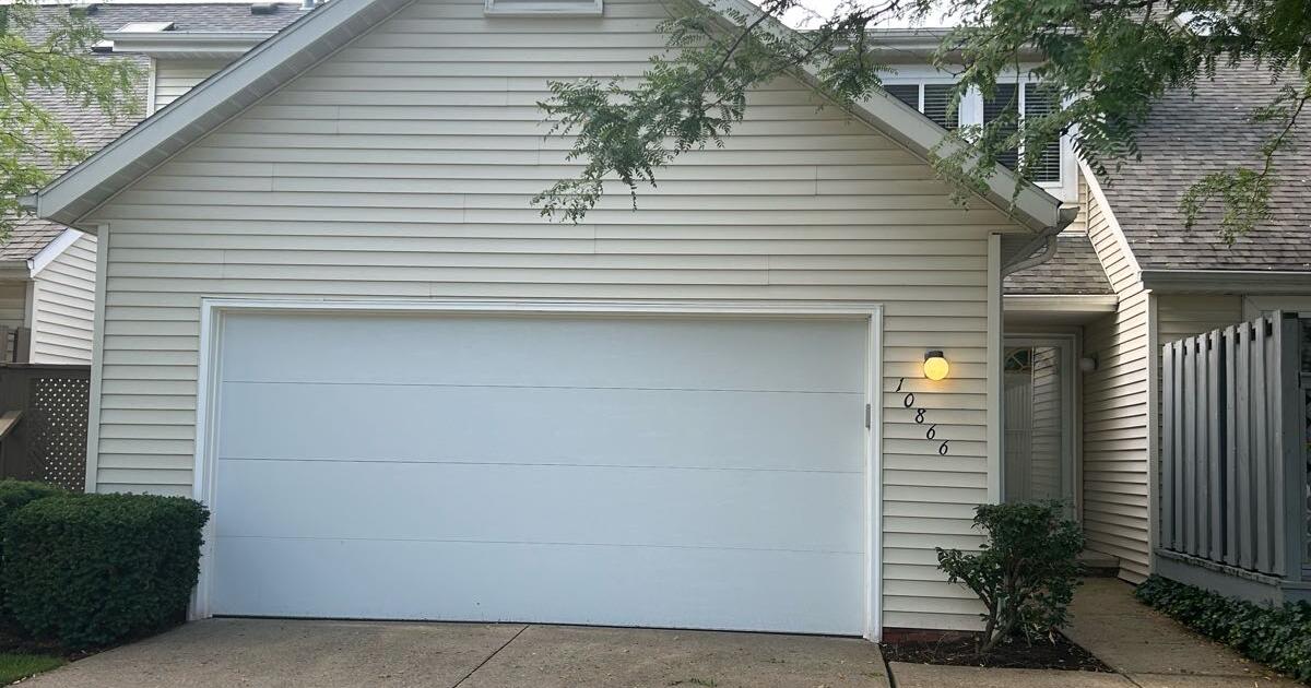 Lockwood Ridge Condo FOR SALE BY OWNER for 195000 in Painesville, OH