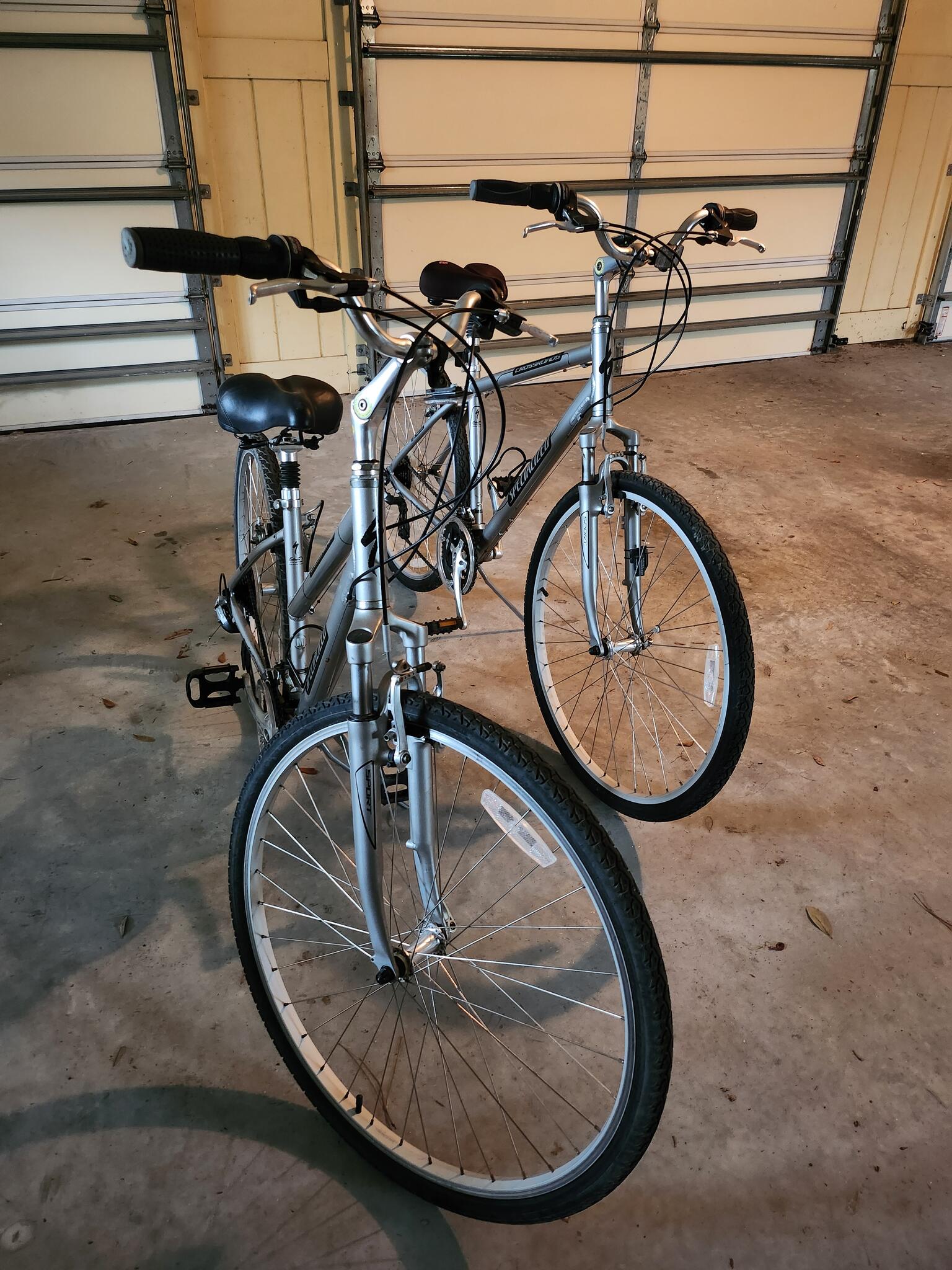 His/Hers Specialized Crossroads for 450 in Hilton Head Island, SC For Sale & Free — Nextdoor