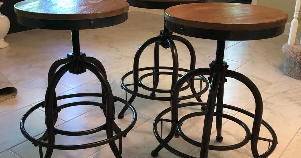 Set of 3 Ashley Signature Bar Stools for 75 in Knoxville, TN For