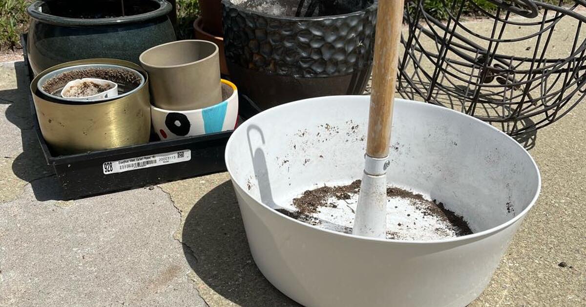 Free planter pots for Free in Littleton, CO Finds ??? Nextdoor
