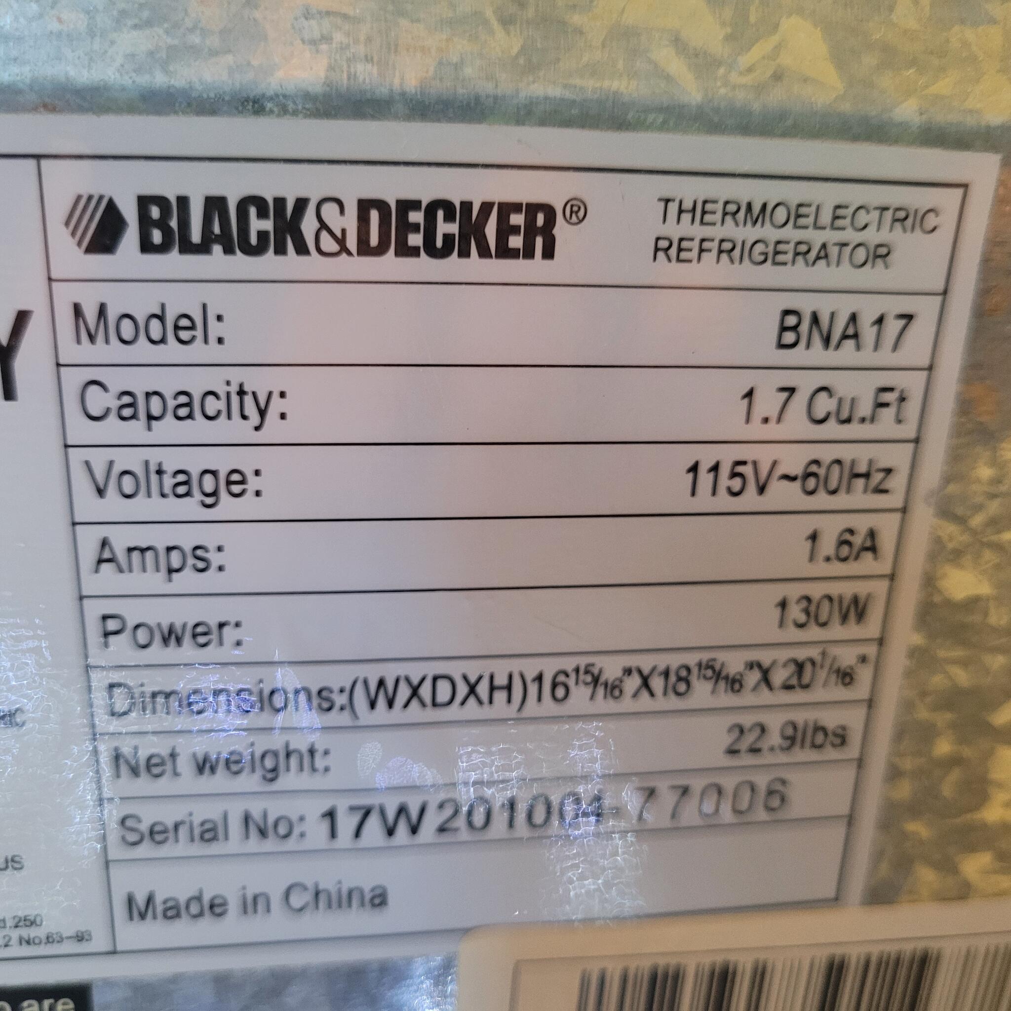 Black and Decker mini fridge model BNA17B 1.7 Cu.Ft for Sale in