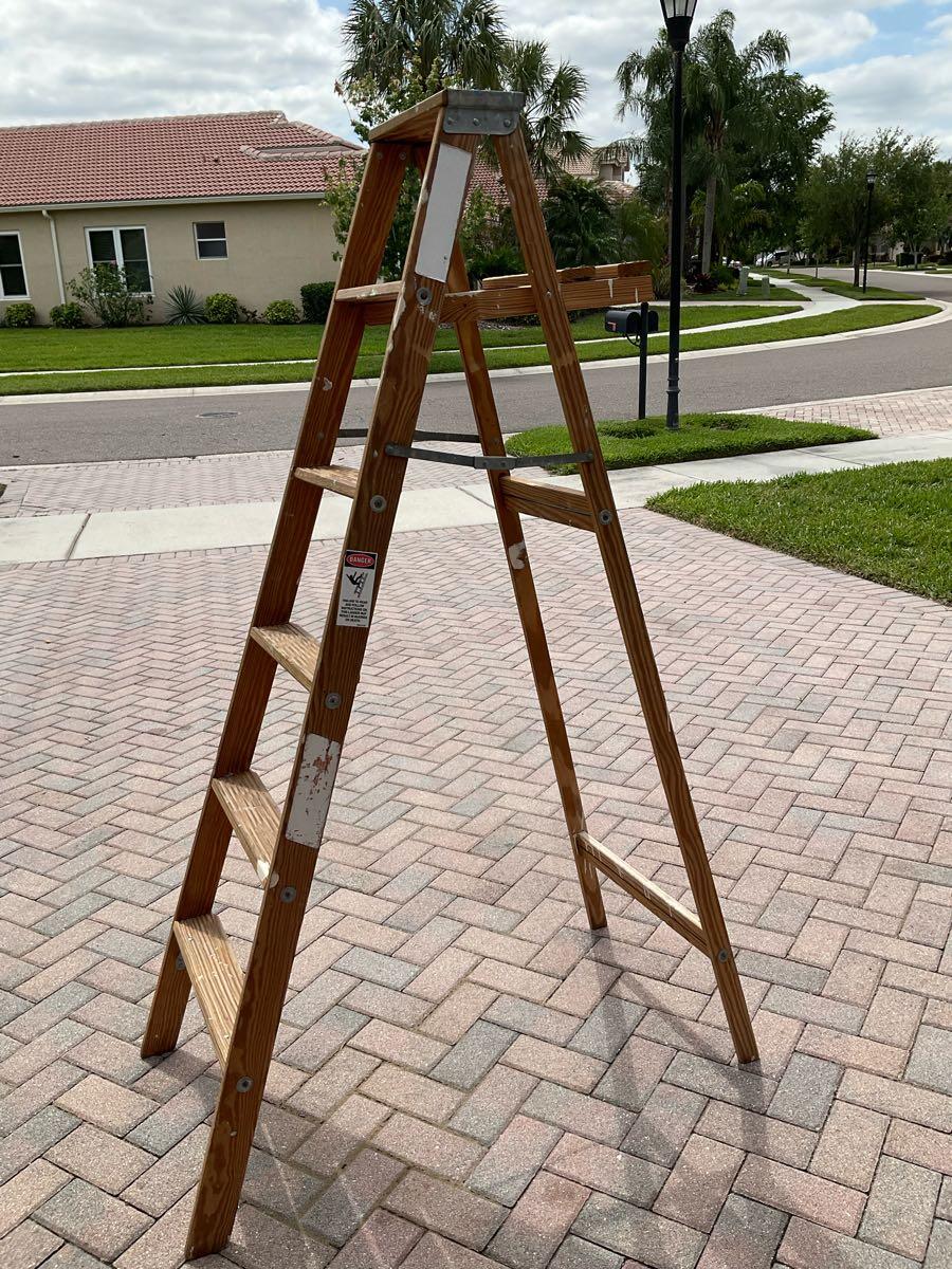 6Foot Ladder For 10 In Wimauma FL For Sale Free Nextdoor 6foot-ladder-for-10-in-wimauma-fl-for-sale-free-nextdoor
