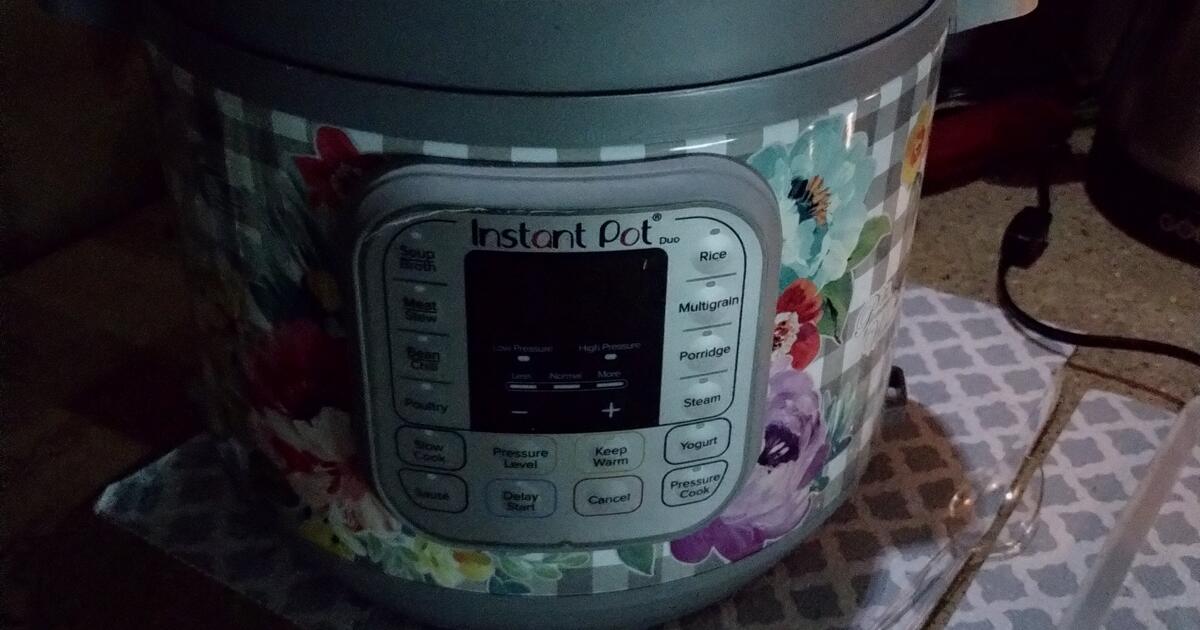 Pioneer Woman Pressure Cooker for 50 in Spring Branch, TX Finds