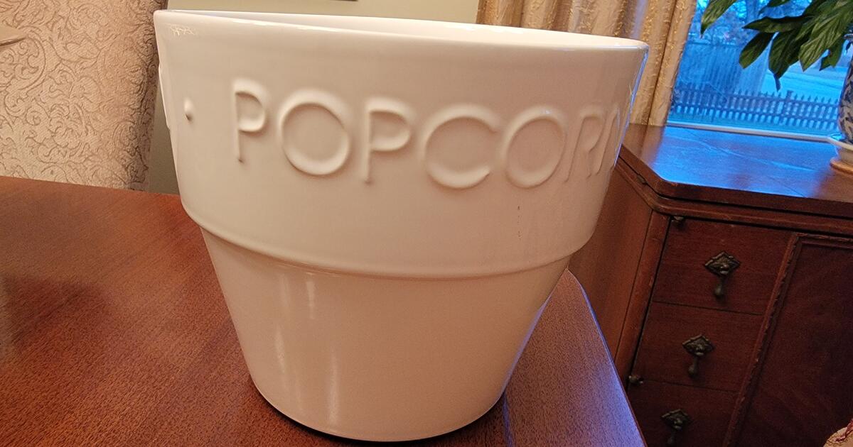 Popcorn Bowl Crate And Barrel 8 X 7 For 29 In Chicago IL Finds popcorn-bowl-crate-and-barrel-8-x-7-for-29-in-chicago-il-finds