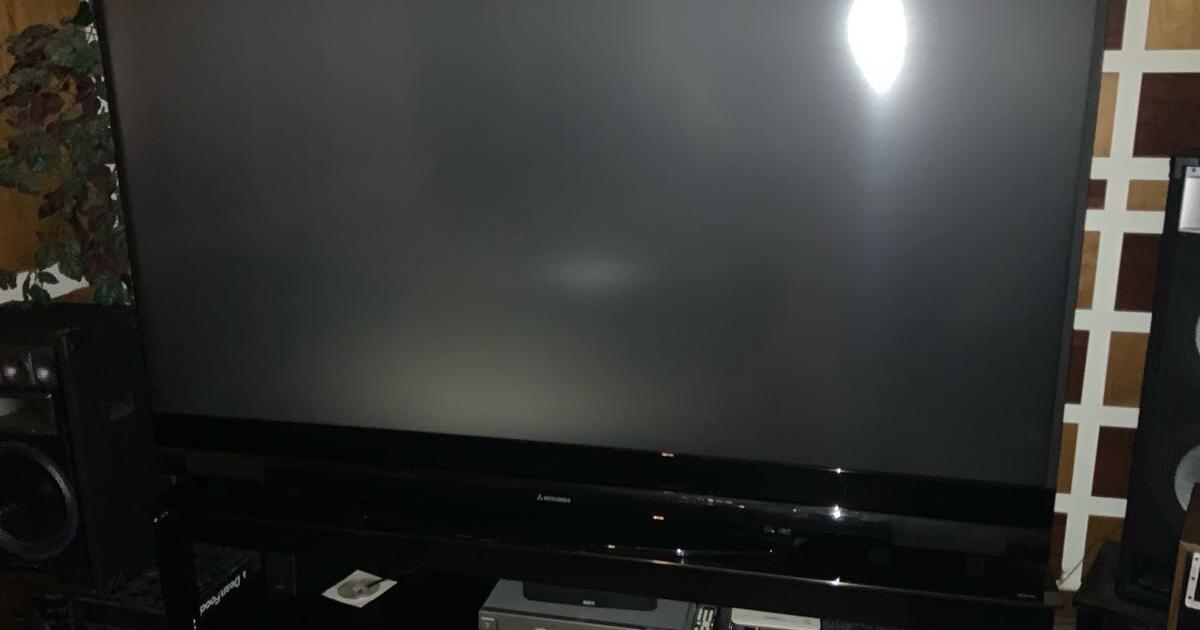 82inch Mitsubishi flat screen, projection TV for 300 in Columbus, OH