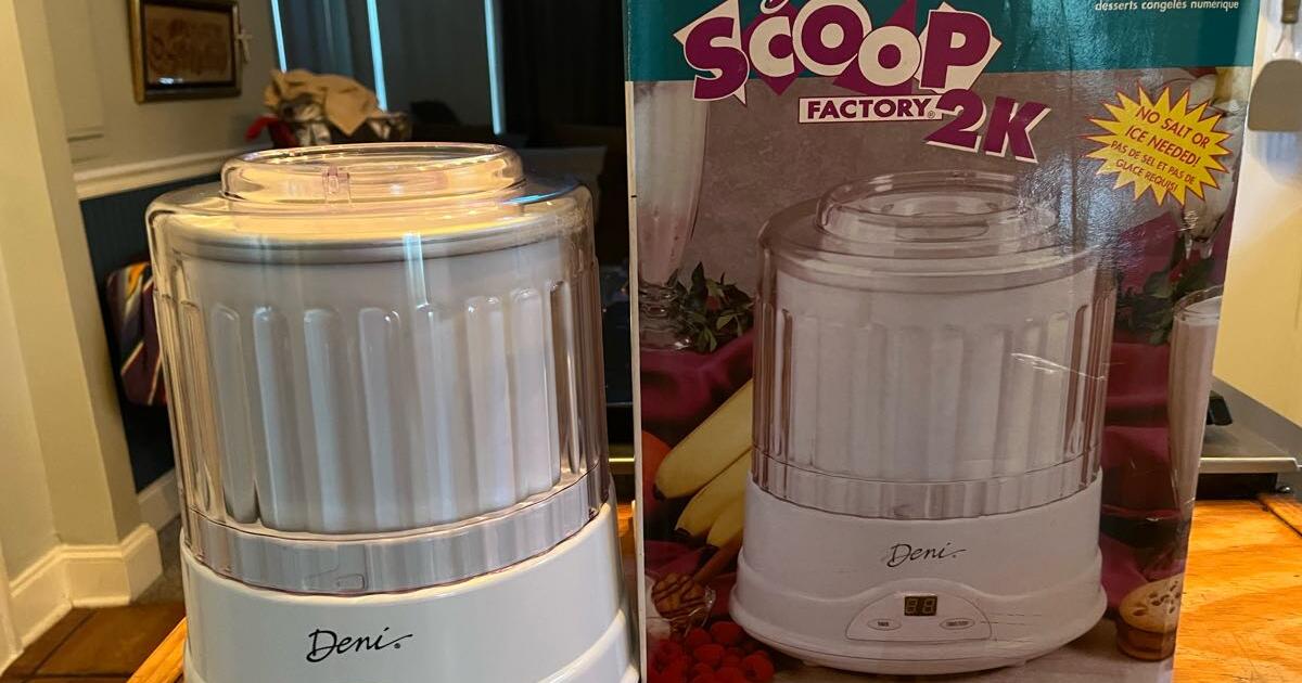 Deni Scoop Factory Ice Cream Maker for 25 in Atlanta, GA Finds