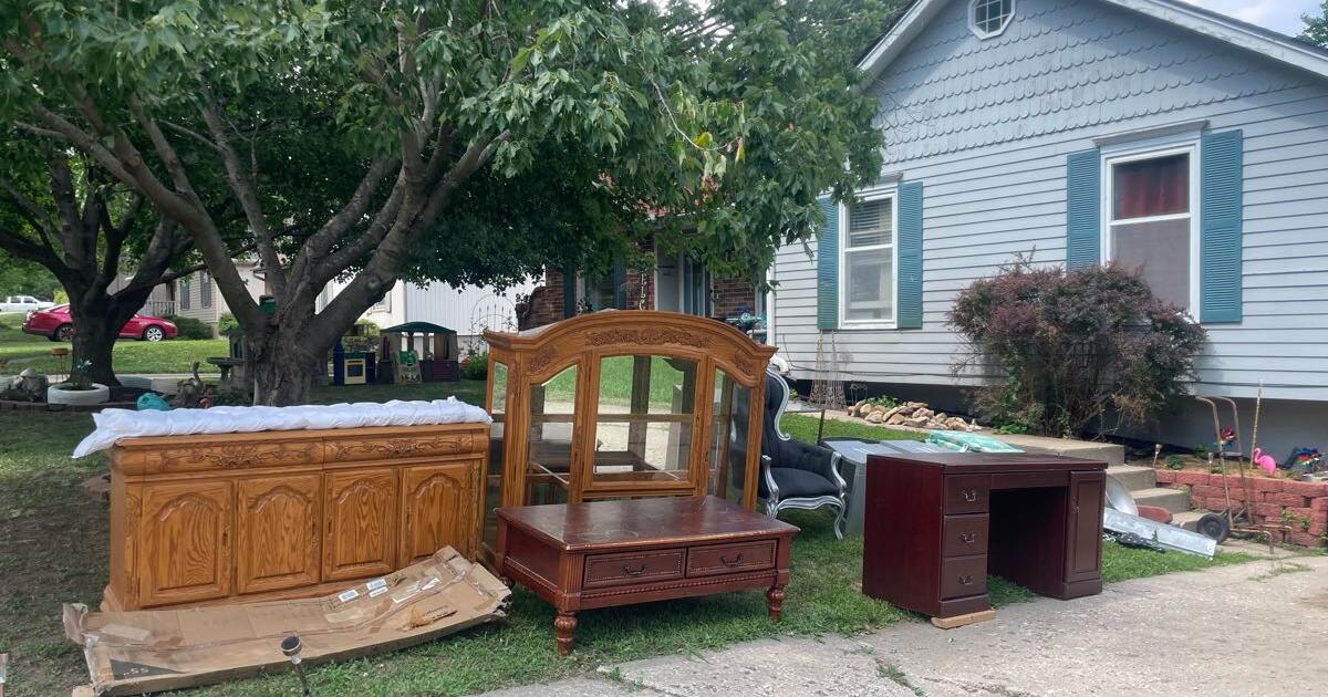 Garage Sale 1239 Canterbury Lane Liberty Mo for 1239 in Liberty, MO