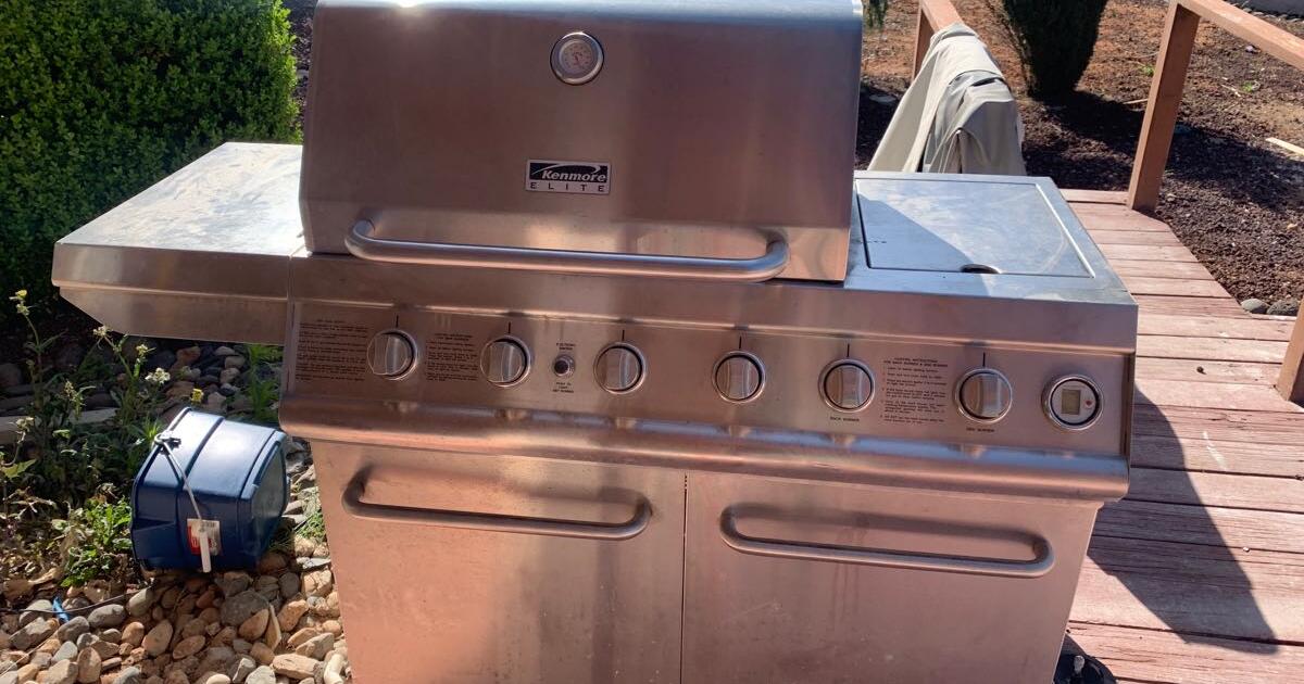 Kenmore Elite 6 burner LP bbq grill with rotissery for 315 in Sedona AZ For Sale Free Nextdoor