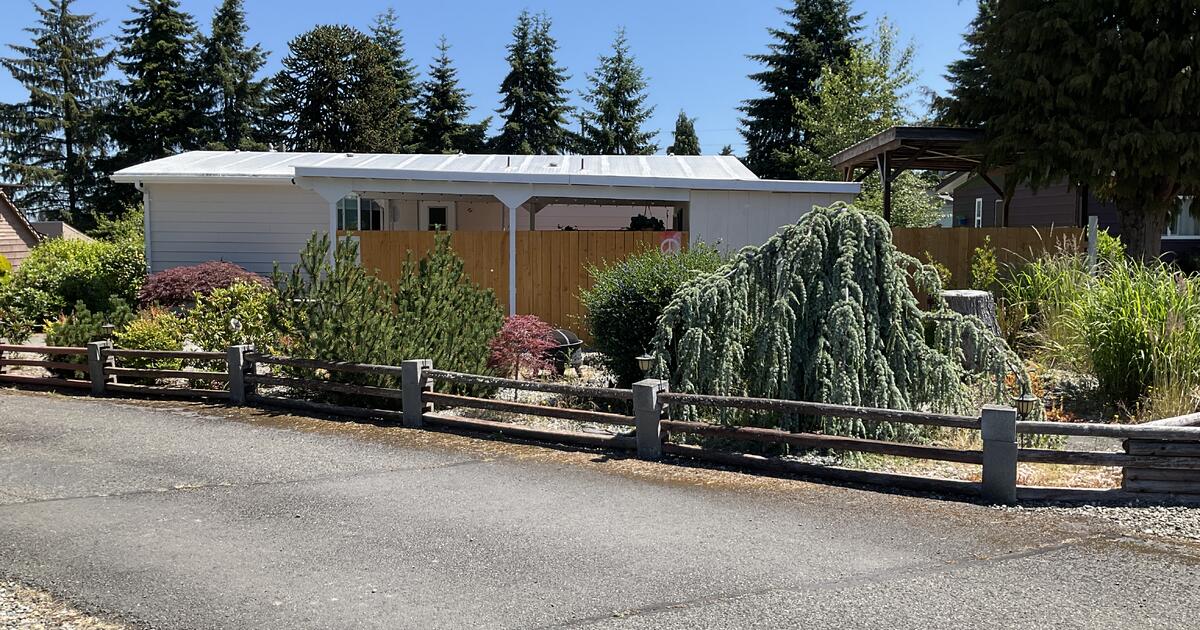 127,500 Manufactured home in quiet senior park in town Sequim for