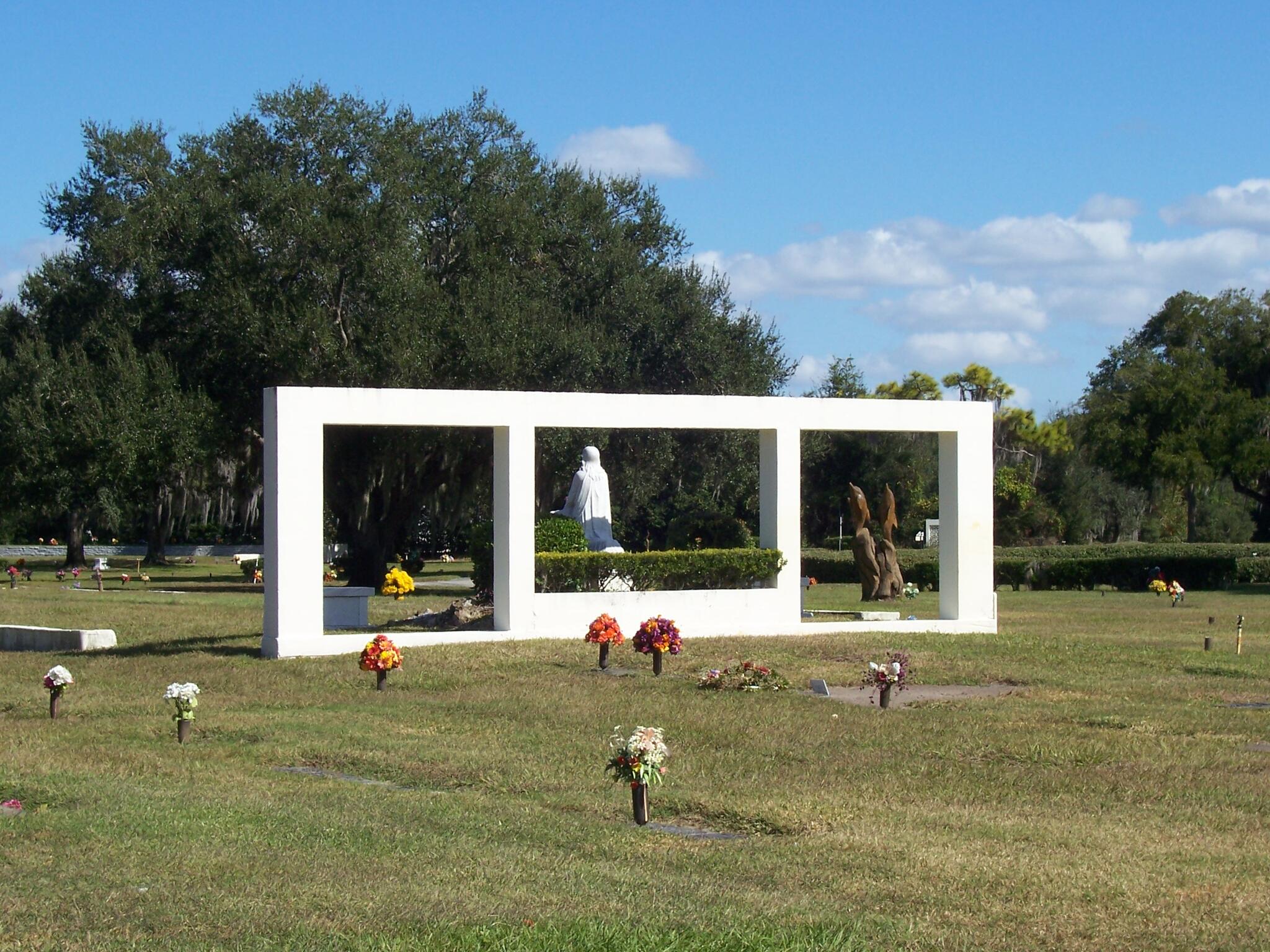 A Pair of Cemetery Plots for 4800 in Lakeland, FL For Sale & Free
