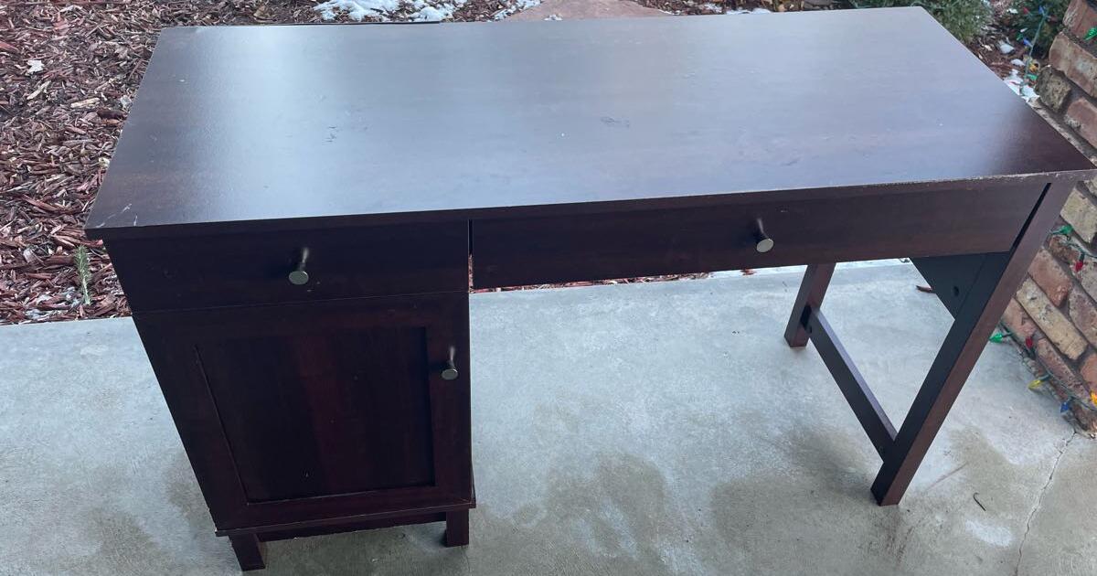 Free Desk in Omaha, NE For Sale & Free — Nextdoor