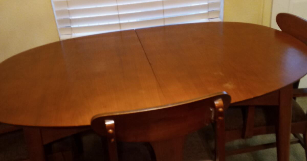 Table And Chairs for 75 in Seagoville, TX For Sale & Free — Nextdoor