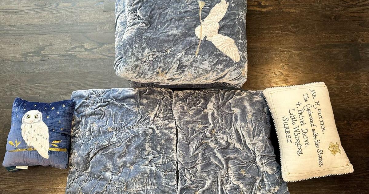 Harry Potter Comforter Set - Pottery Barn Queen/Full for $75 in Atlanta ...