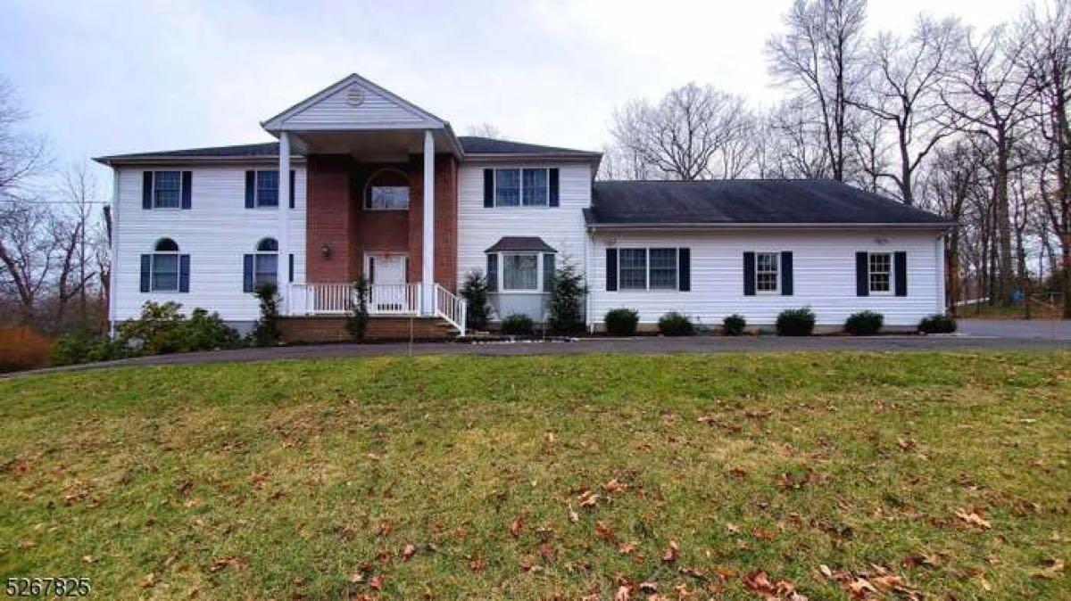 House in Bridgewater, NJ For Sale & Free — Nextdoor