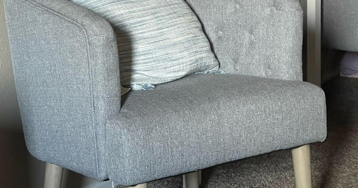 Accent chairs for 260 in San Antonio, TX Finds — Nextdoor