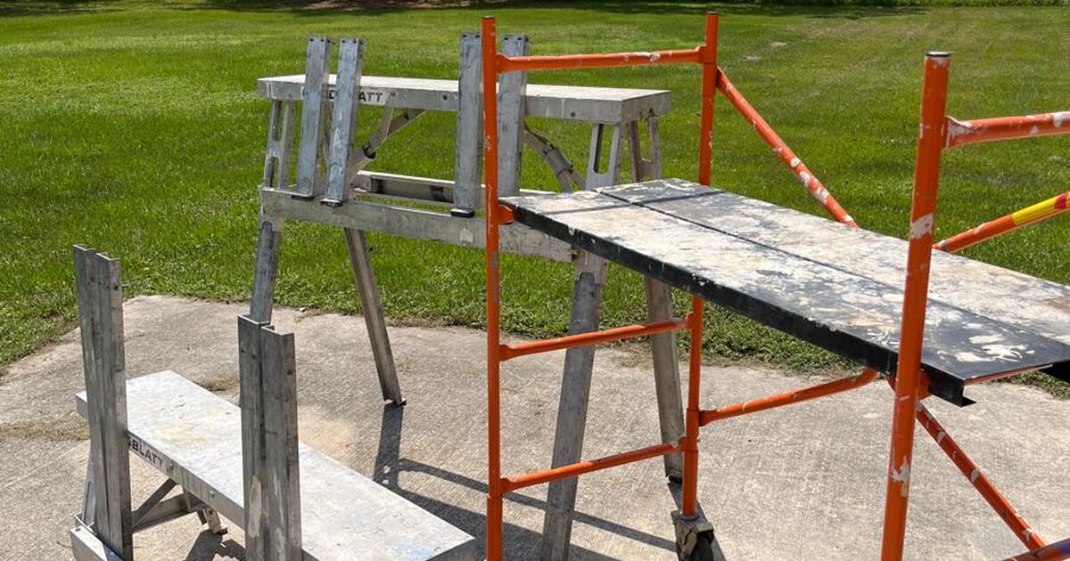 Paint and drywall stands for 35 in Mims, FL For Sale & Free — Nextdoor