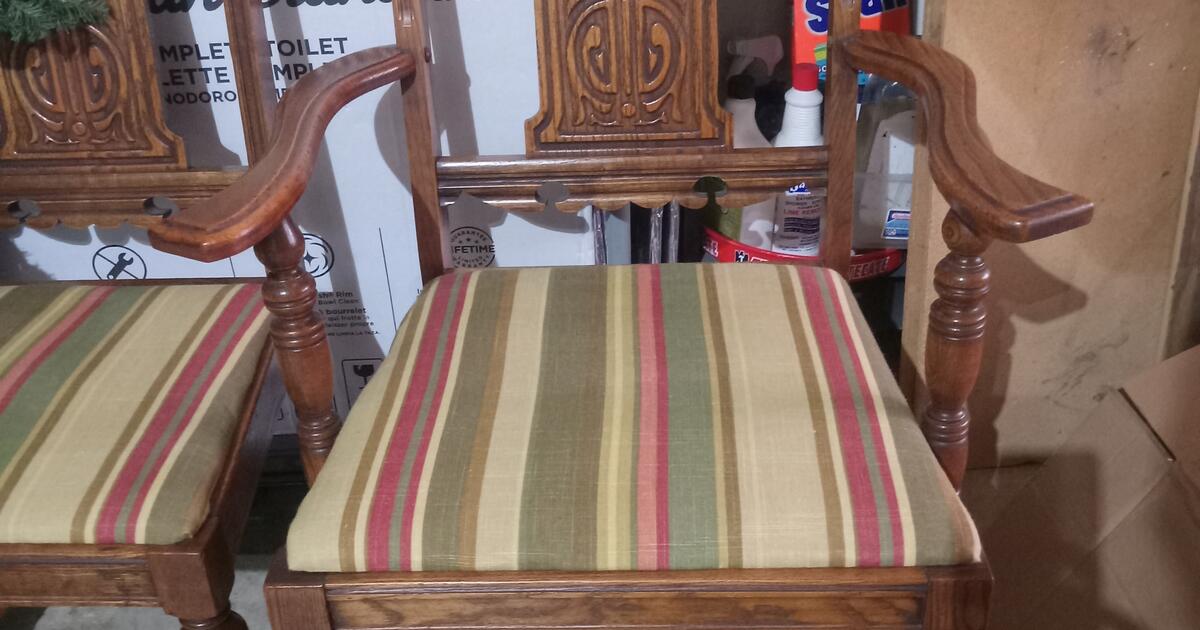 Table& 6 chairs 300 obo in Wimberley, TX For Sale & Free — Nextdoor
