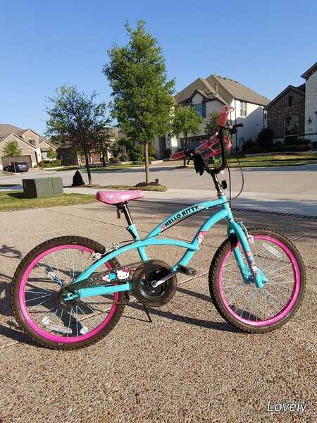 16 Inches Dynacraft Hello Kitty Bike With H Brakes For 40 In