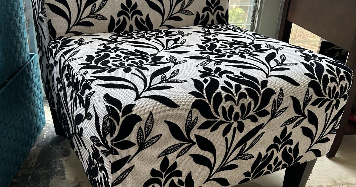 Furniture, tools, collectible items in Honolulu, HI For Sale & Free