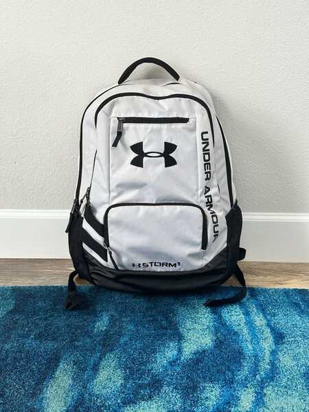 Describir Te mejorarás lavar Under Armour Storm 1 Backpack In White For $35 In Orl&o, FL | For Sale &  Free — Nextdoor