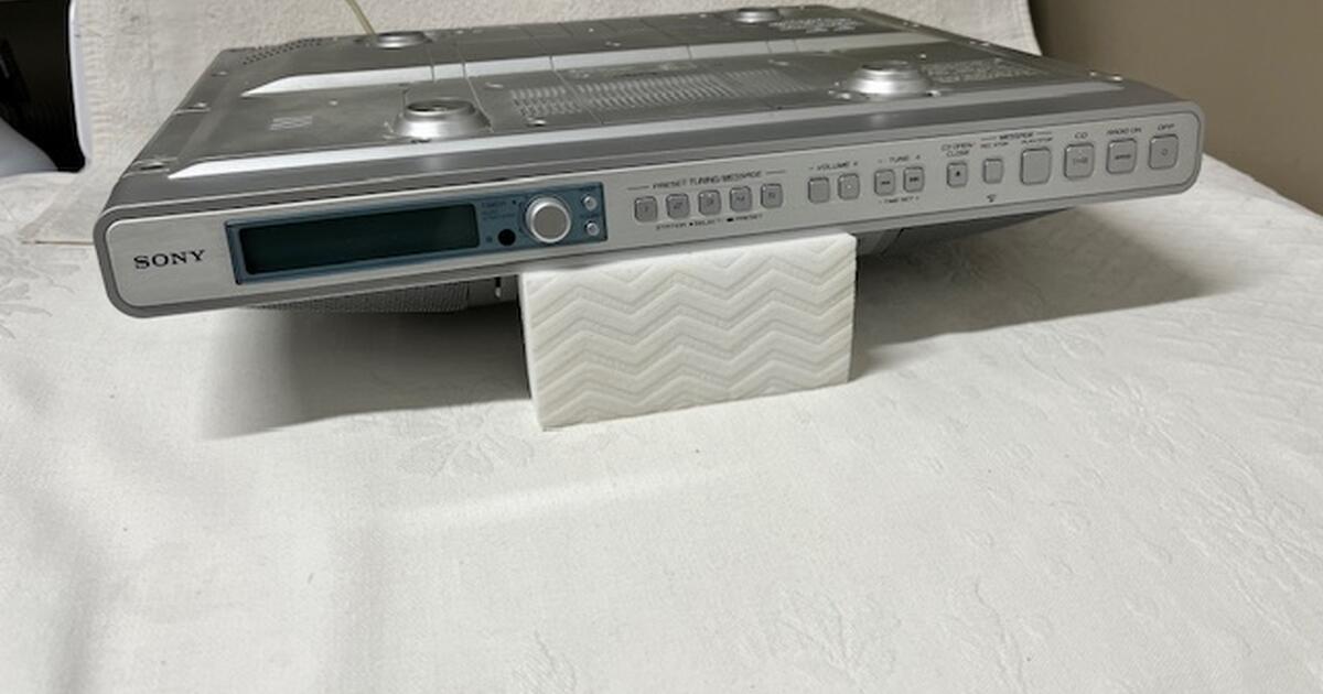 Sony under cabinet radio cd player tv am fm weather for 39 in