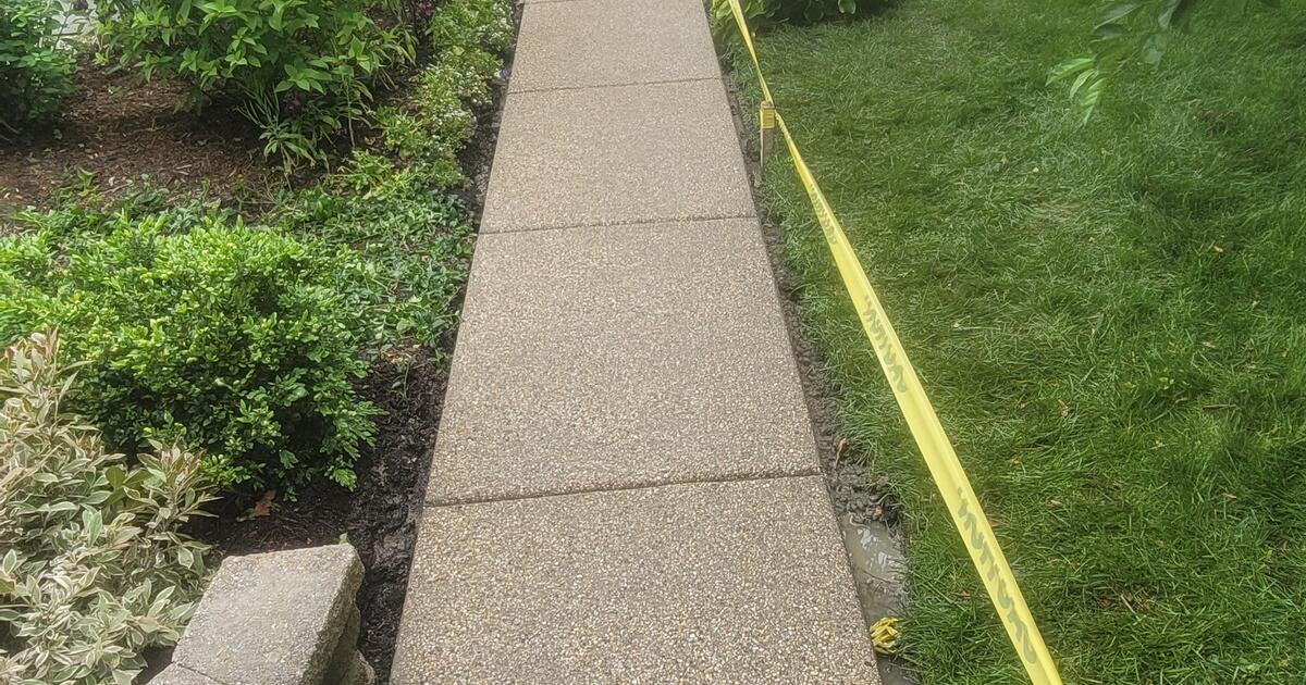 concrete-work-7737590207-for-10-in-round-lake-park-il-for-sale