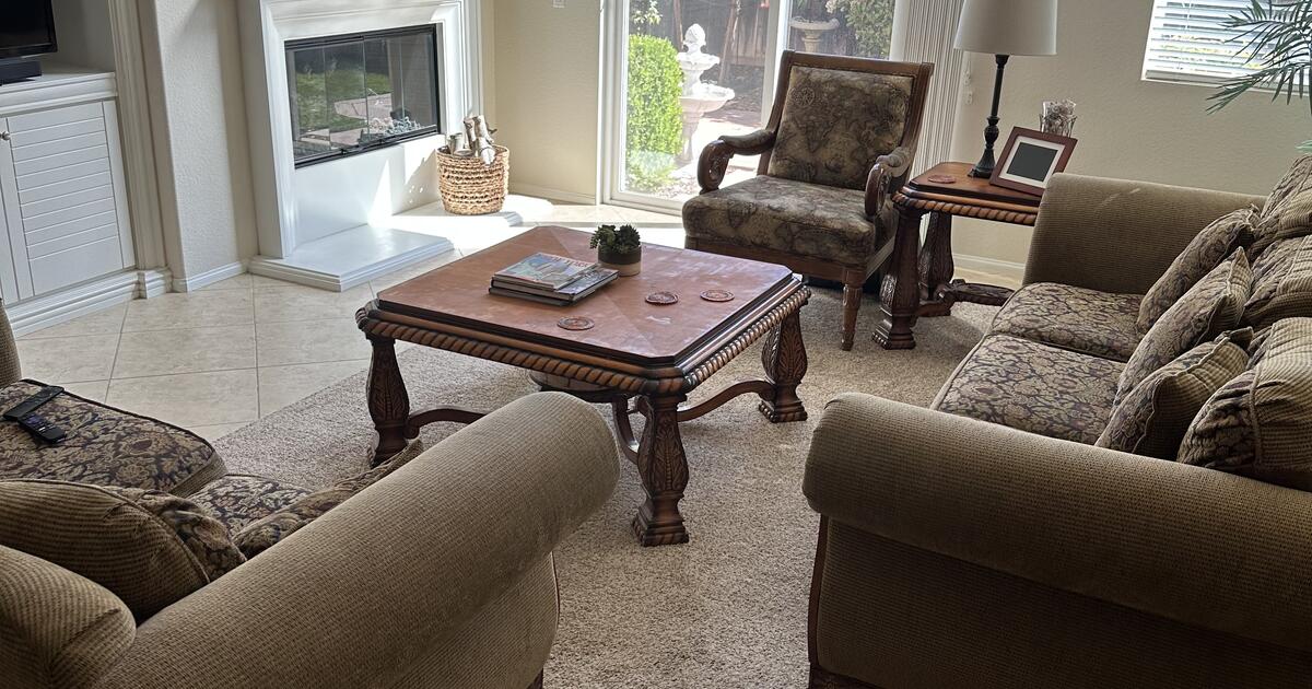 Beautiful Living Room Furniture for 475 in Hemet, CA Finds — Nextdoor