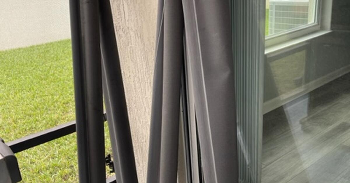 Four "Shade Brothers Shades for lanai screens for 500 in The Villages, FL For Sale & Free