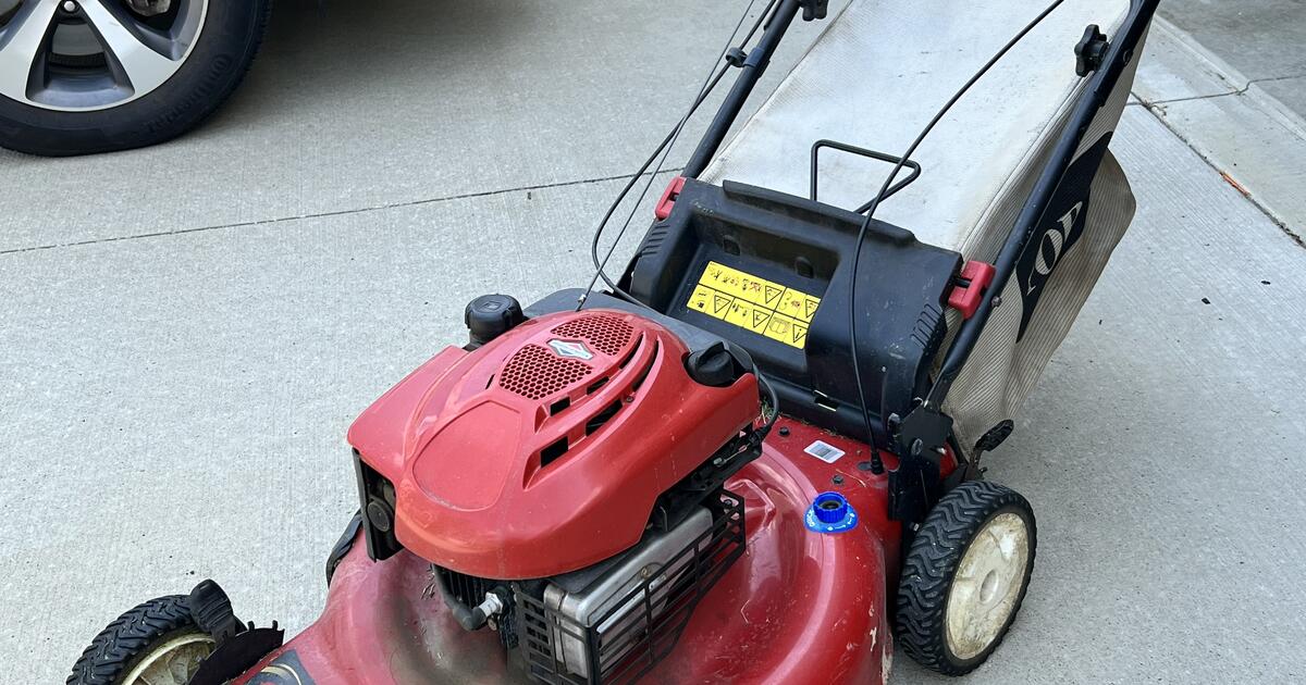 Toro self propelling lawn mower for 100 in Cary, NC Finds — Nextdoor