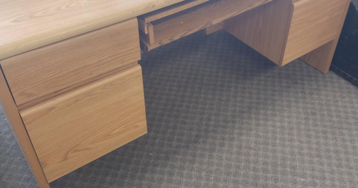 Office desk 35 for 35 in Ocala, FL Finds — Nextdoor