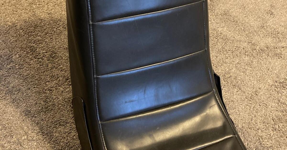 Video rocker chair for Free in Cottage Grove, MN For Sale & Free