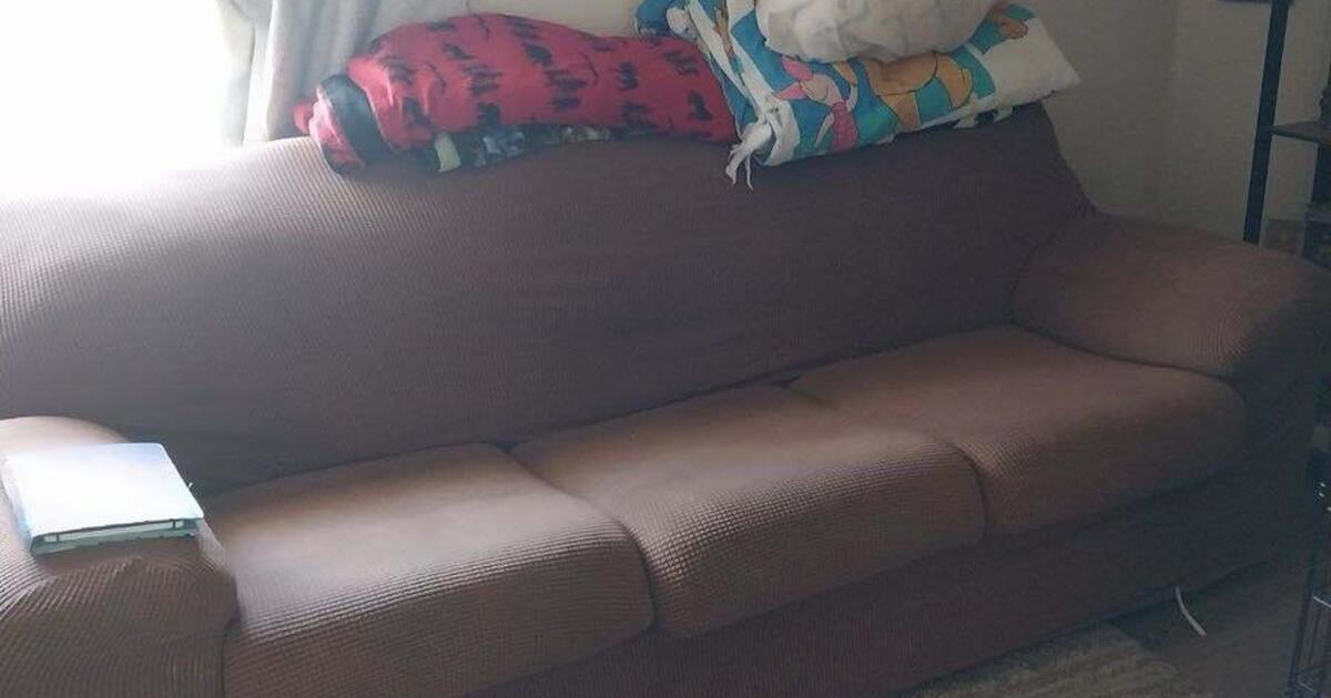 now 40 *** MPU couch and chair in hill in park GREELEY for 50 in Greeley, CO For Sale & Free