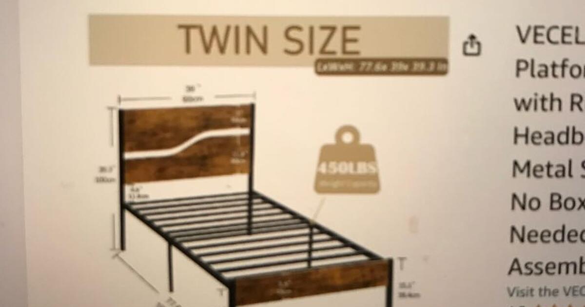 Platform foldable bed and memory foam mattress for 50 in Des Moines