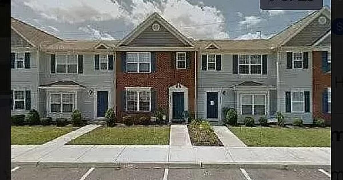 Townhouse anchor point for 250000 in colonial heights va for sale