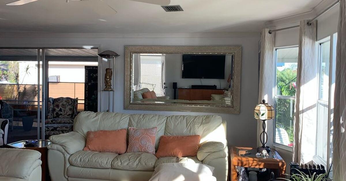 Vacation rental . month to month for 1750 in Sarasota, FL For Sale