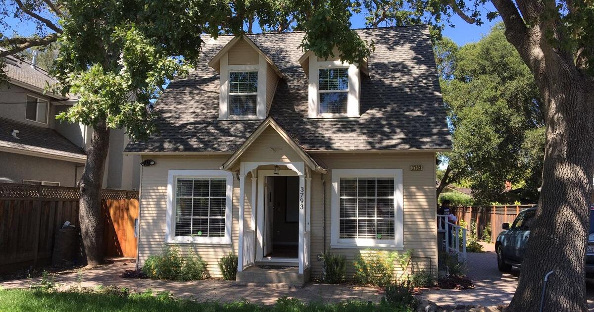 Studio room for rent in Palo Alto (Barron Park) for 2490 in Palo Alto