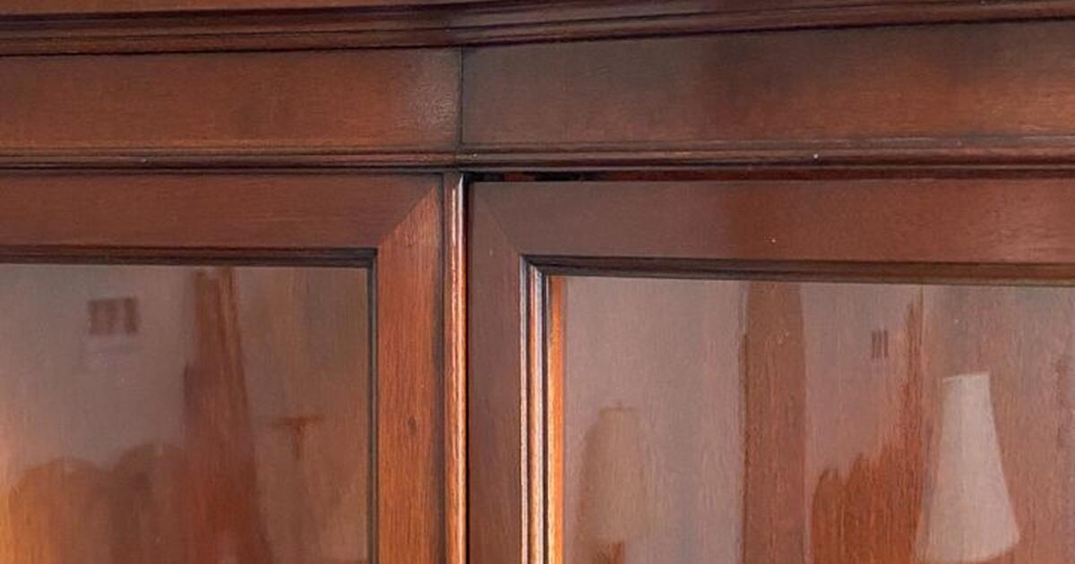 Drexel China Curved Glass front for 280 in Vista, CA Finds