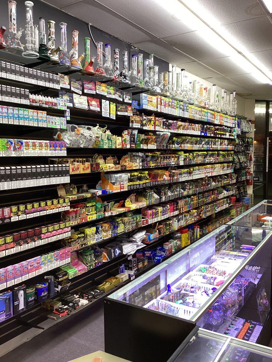 Ash smoke and vape - Goldsboro, NC