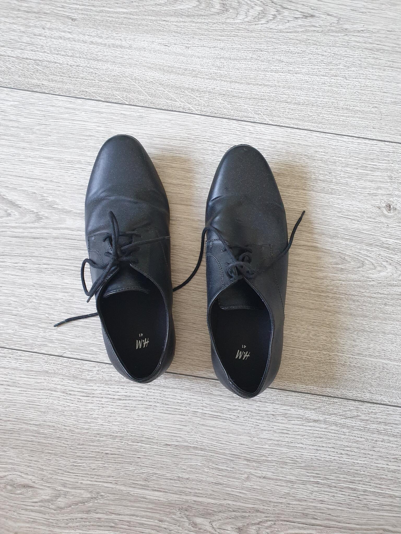 Herenschoenen Maat 41 Voor 10 € In 's-Gravenhage, ZH | Gratis/Te Koop —  Nextdoor