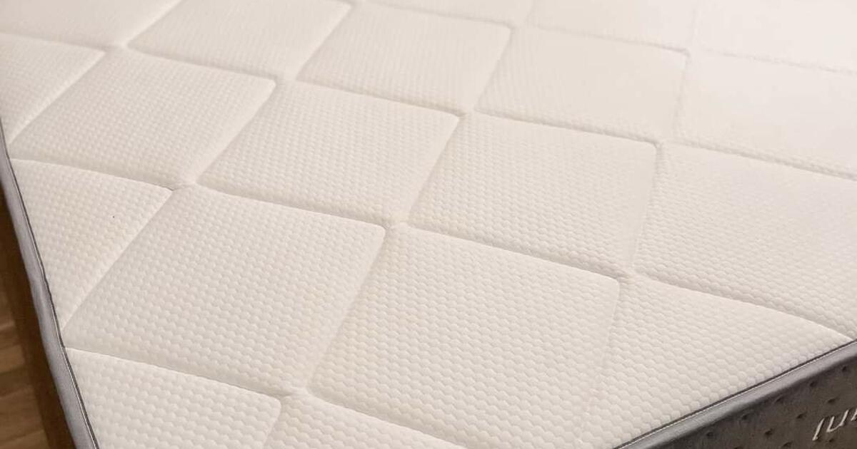 Lull Luxe Hybrid Queen Mattress for 400 in Loxahatchee, FL Finds