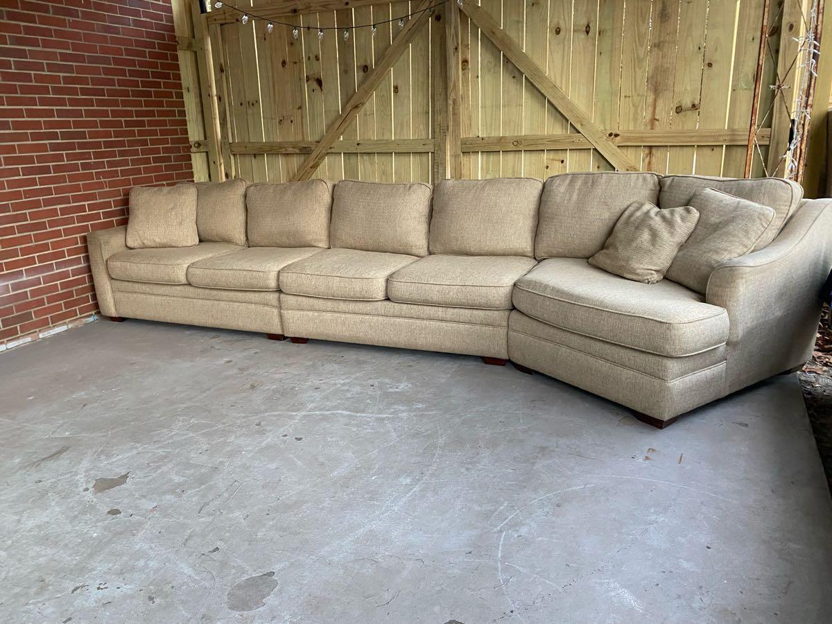 Sectional couch for 550 in Wilmington, NC For Sale & Free — Nextdoor