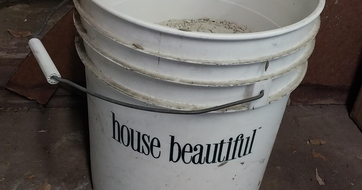 How Much Does A 5 Gallon Bucket Of Concrete Weight at Steve Gunter blog