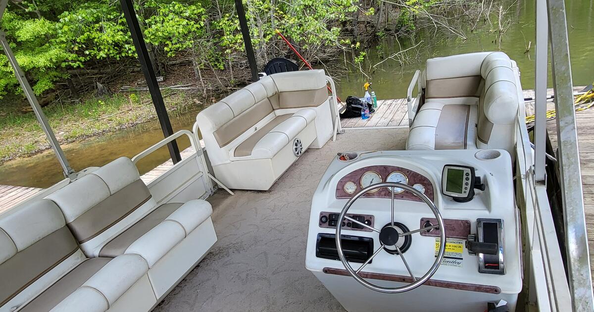 Pontoon Bentley Cruiser 200 for $9500 in Murrayville, GA | For Sale ...