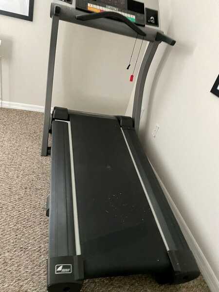 Reebok 7200 treadmill Clearance