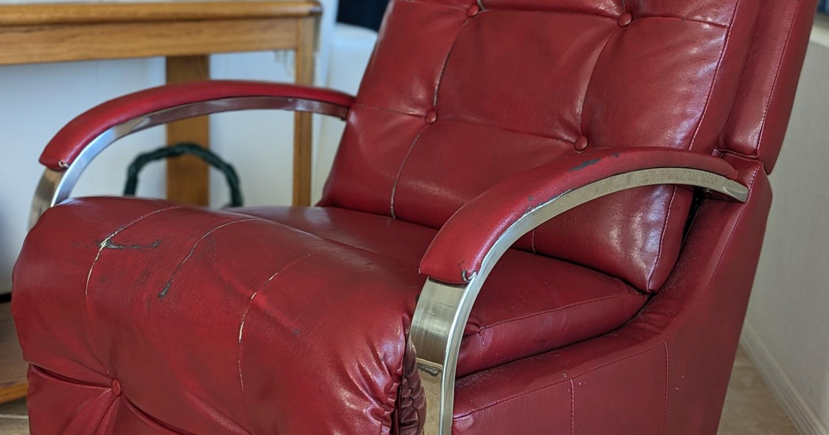 RECLINER for 10 in Tucson, AZ For Sale & Free — Nextdoor