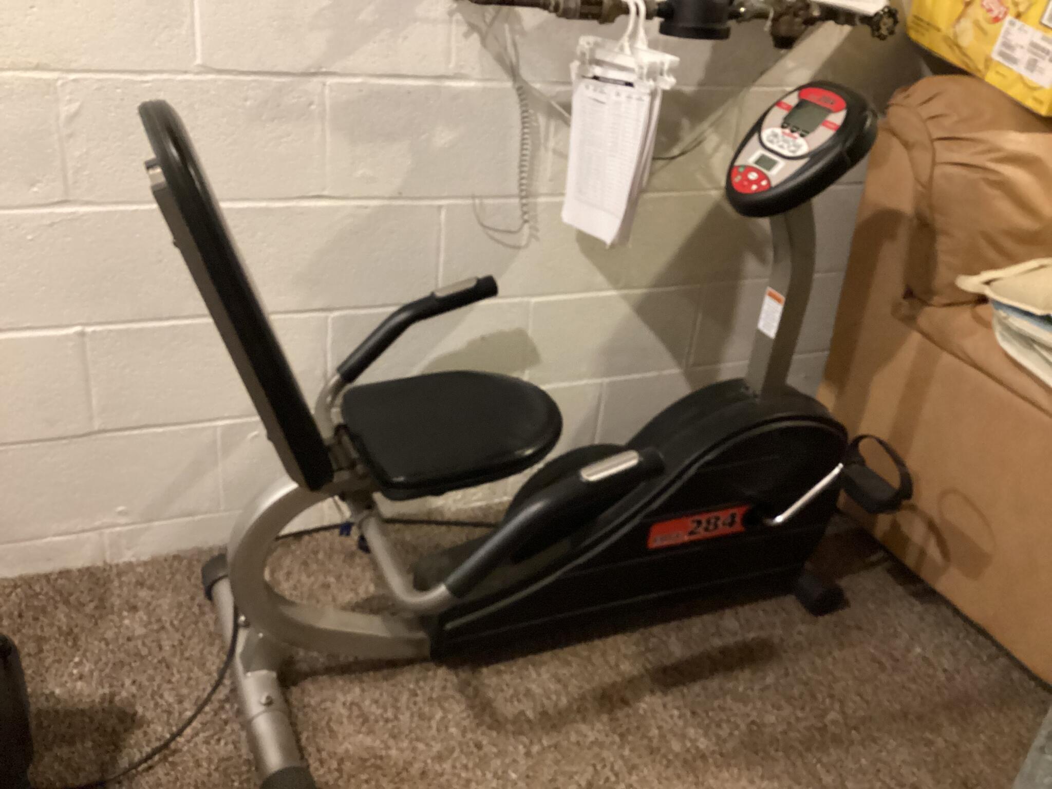 Edge 284 best sale recumbent bike