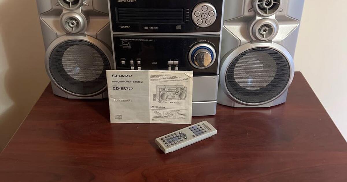 Boombox. Selling for 30 dollars in Manchester, MD For Sale & Free