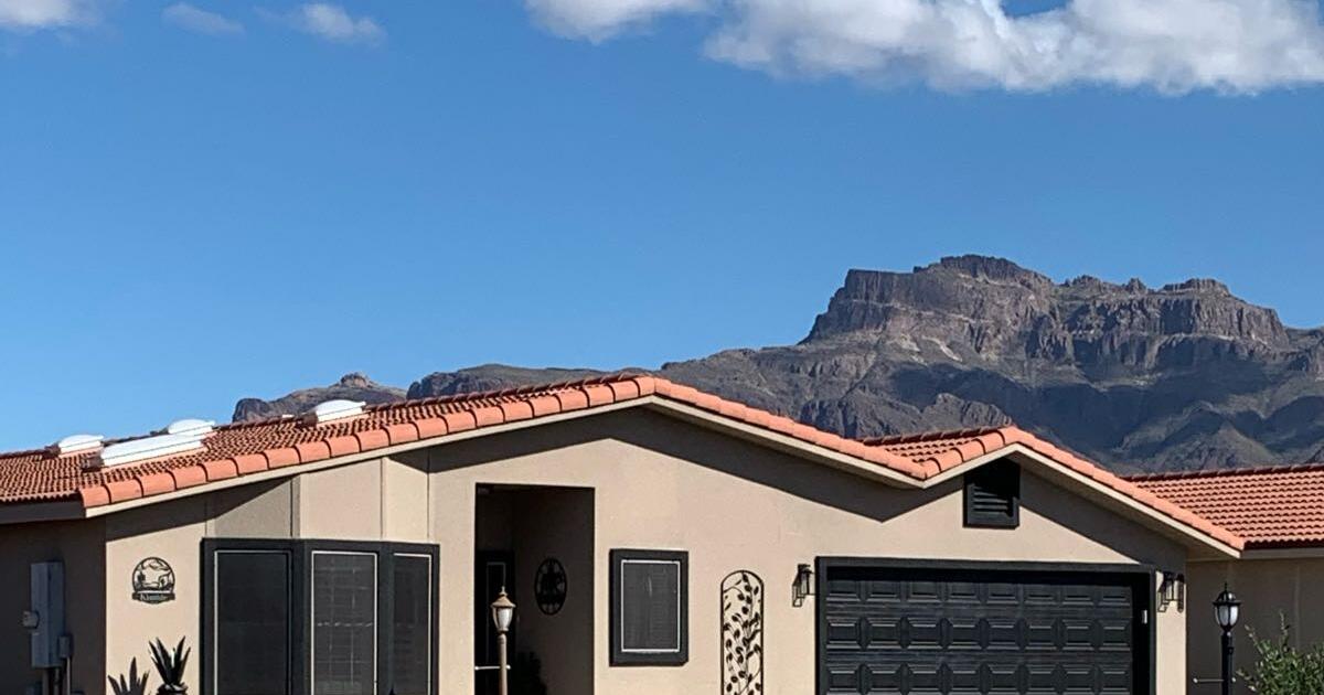 Home for sale in Dolce Vita, Apache Junction for 285000 in Apache